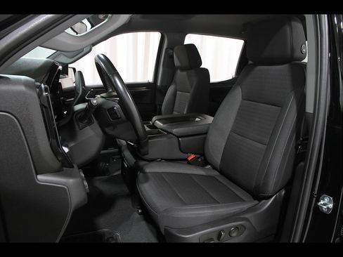 Certified 2023 Chevrolet Silverado 1500 LT AWD/4WD image 5