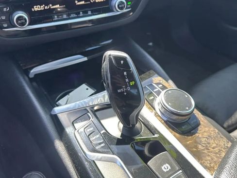 Used 2017 BMW 530i RWD image 40