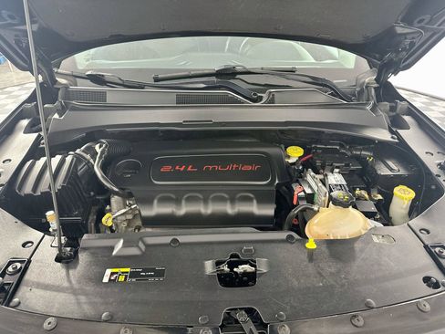 Used 2018 Jeep Compass Trailhawk w/ Leather Interior Group AWD/4WD image 34