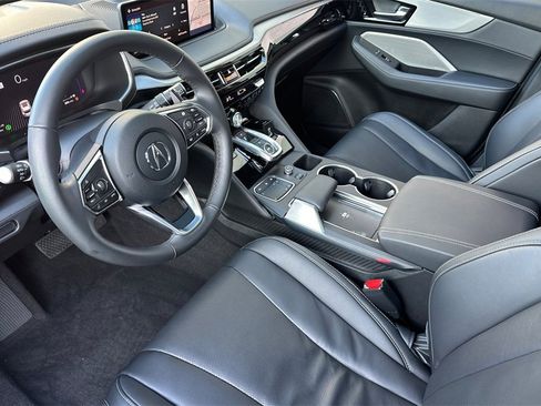 Certified 2024 Acura MDX FWD w/ Technology Package image 11