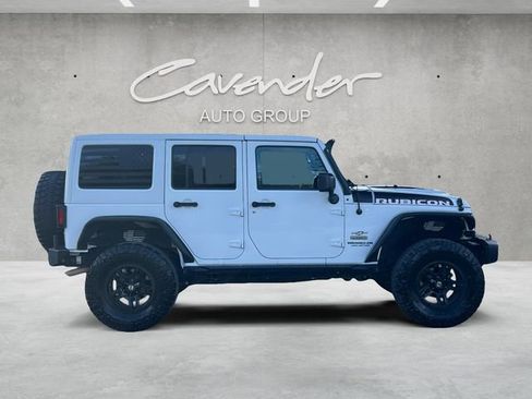 Used 2017 Jeep Wrangler Unlimited Rubicon image 17