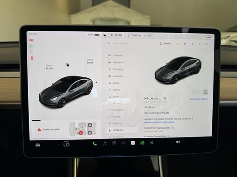 Used 2018 Tesla Model 3 Long Range RWD image 10