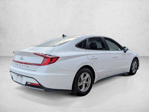 Used 2023 Hyundai Sonata SE w/ Cargo Package image 5