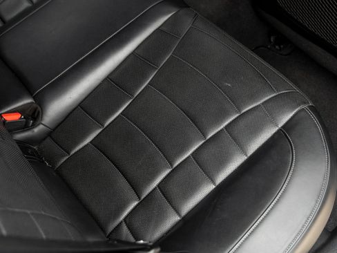 Used 2022 Kia Stinger GT2 image 39