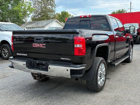 Used 2016 GMC Sierra 2500 Denali w/ Duramax Plus Package AWD/4WD image 5