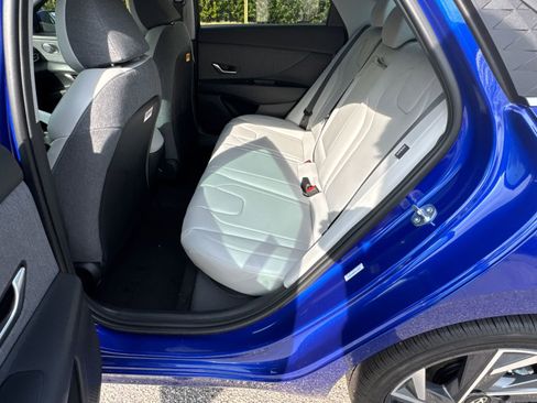 New 2026 Hyundai Elantra Limited image 20