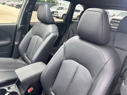 Used 2025 Subaru Forester Limited AWD/4WD image 27