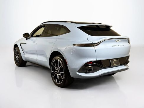 Used 2023 Aston Martin DBX AWD/4WD image 3