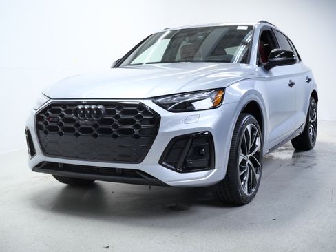 Used 2023 Audi SQ5 Prestige w/ Prestige Package AWD/4WD image 12