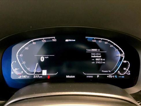 Certified 2023 BMW 530e xDrive w/ Premium Package image 25