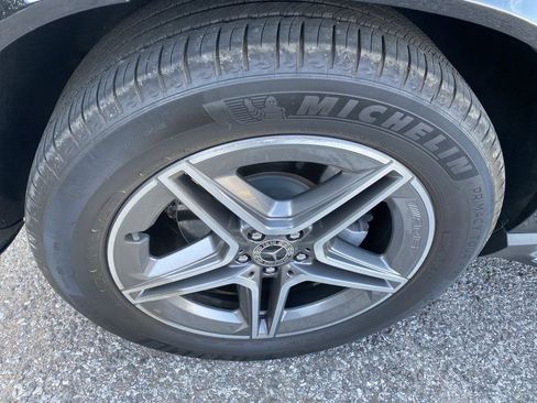 Certified 2024 Mercedes-Benz GLE 450 4MATIC image 26