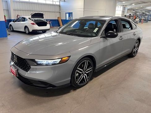 Used 2023 Honda Accord Sport image 7