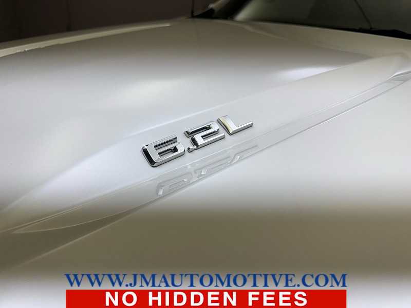 Used 2023 Chevrolet Silverado 1500 High Country w/ High Country Premium Package AWD/4WD image 11