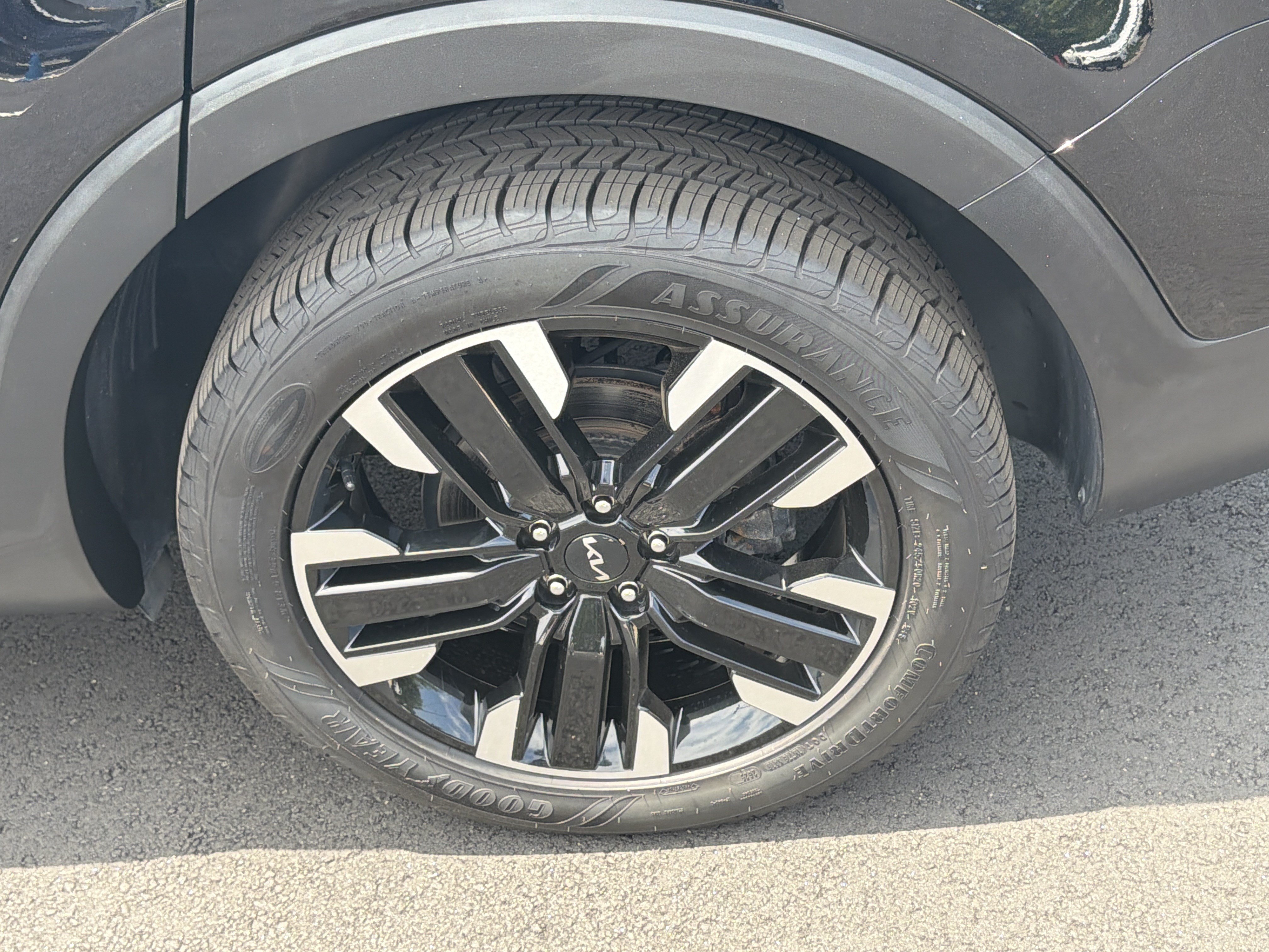 Certified 2023 Kia Telluride SX Prestige AWD/4WD image 19
