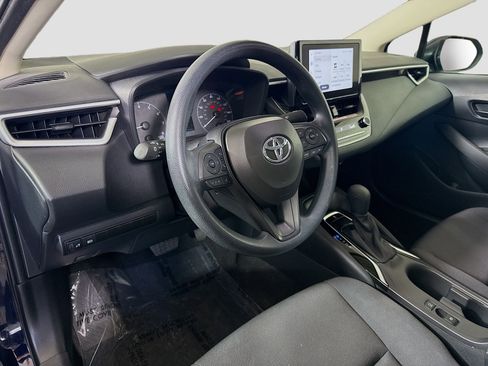 Used 2025 Toyota Corolla LE image 22