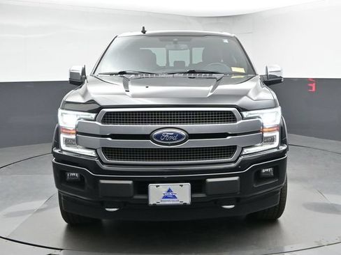 Used 2018 Ford F150 Platinum w/ Equipment Group 701A Luxury AWD/4WD image 3