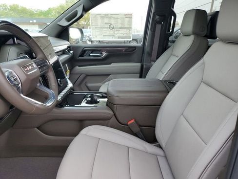 New 2026 GMC Yukon Elevation w/ Elevation Premium Package image 19