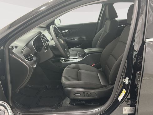 Used 2020 Chevrolet Malibu LT image 18