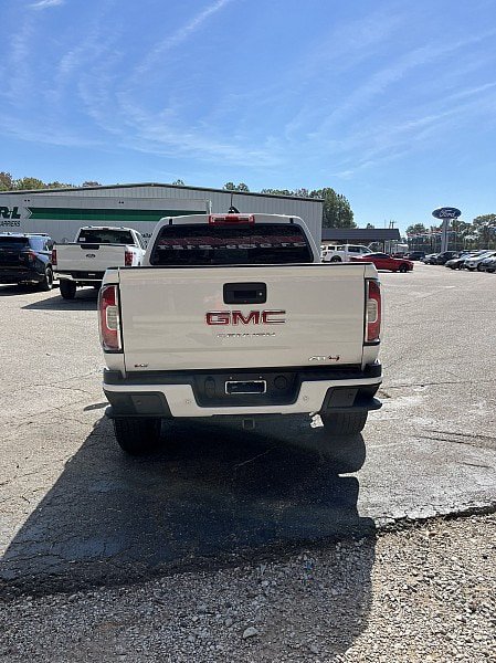 Used 2021 GMC Canyon AT4 w/ Driver Alert Package AWD/4WD image 6