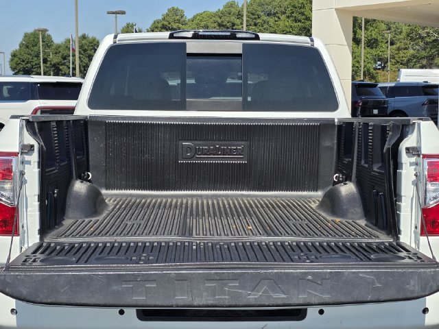 Used 2021 Nissan Titan SV RWD image 28