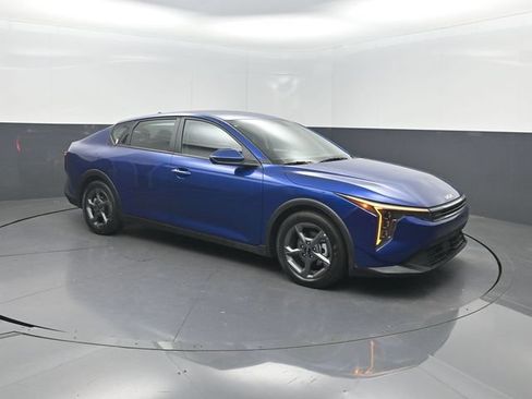 Used 2025 Kia K4 FWD image 27