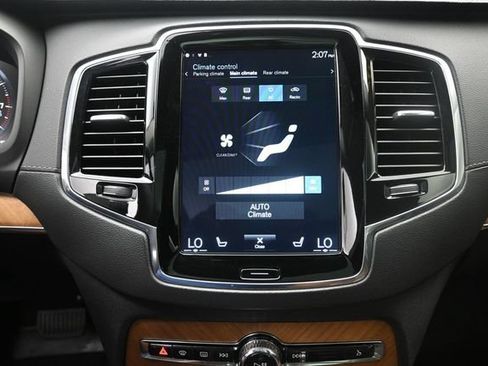 Used 2020 Volvo XC90 T6 Inscription w/ Protection Package Premier AWD/4WD image 11
