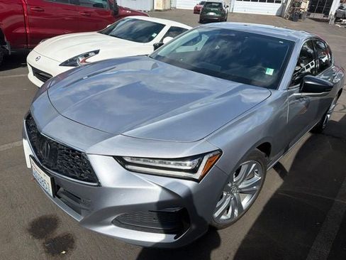 Used 2022 Acura TLX w/ Technology Package FWD image 4