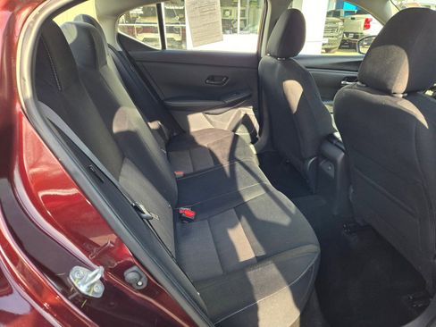 Used 2024 Nissan Sentra SV FWD image 10
