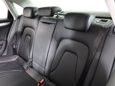 Used 2009 Audi A4 2.0T Premium image 15