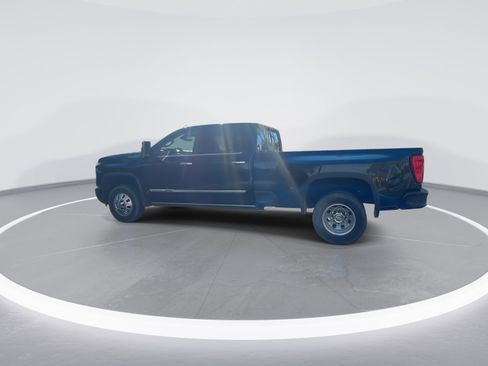 Certified 2025 Chevrolet Silverado 3500 High Country w/ High Country Premium Package image 8