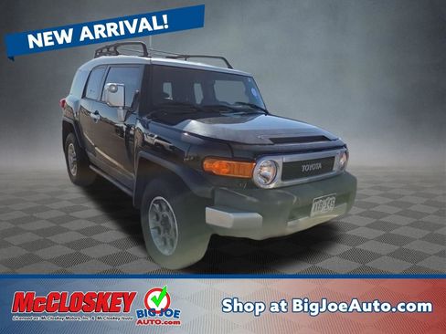 Used 2011 Toyota FJ Cruiser 4WD w/ Upgrade Pkg image 1