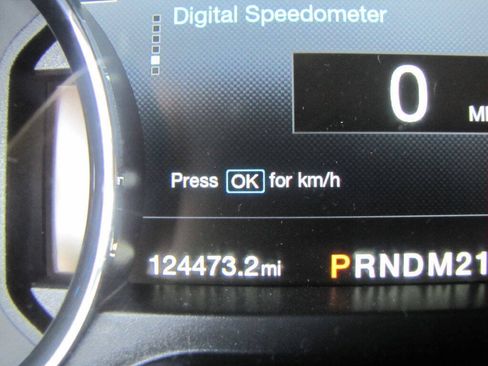 Used 2017 Ford F250 Lariat w/ Lariat Value Package AWD/4WD image 40