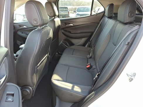 Certified 2025 Buick Encore GX Preferred image 11