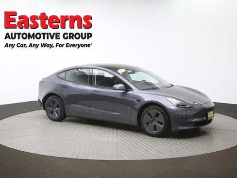 Used 2023 Tesla Model 3 Standard Range image 47