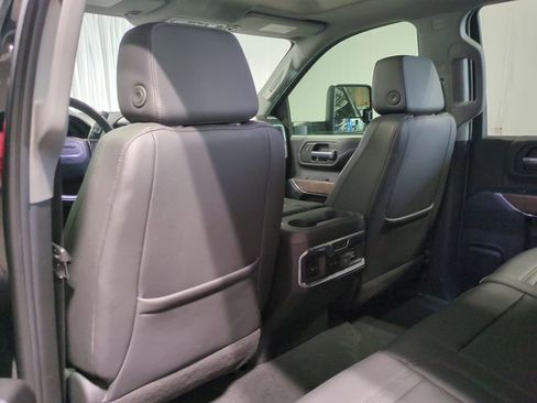 Used 2021 GMC Sierra 2500 Denali w/ Denali Ultimate Package image 18