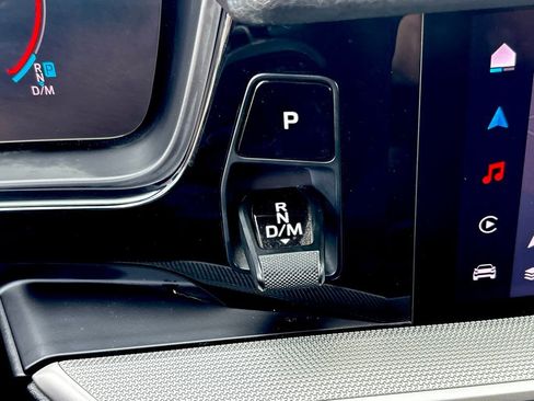 Used 2024 Porsche Cayenne Coupe image 24