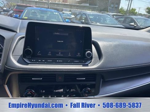 Used 2024 Nissan Rogue SV AWD/4WD image 22