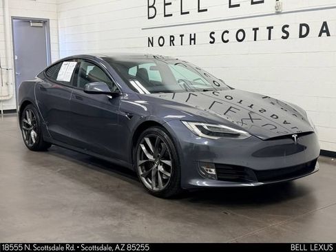 Used 2016 Tesla Model S 70 RWD image 2