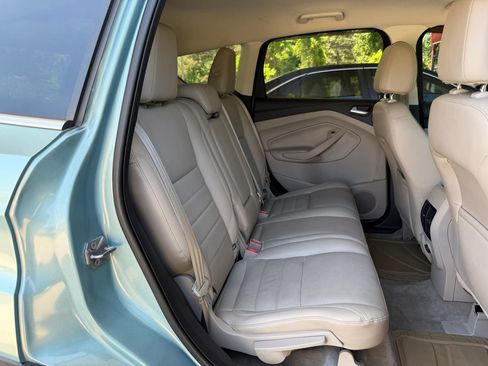 Used 2013 Ford Escape SEL FWD image 12