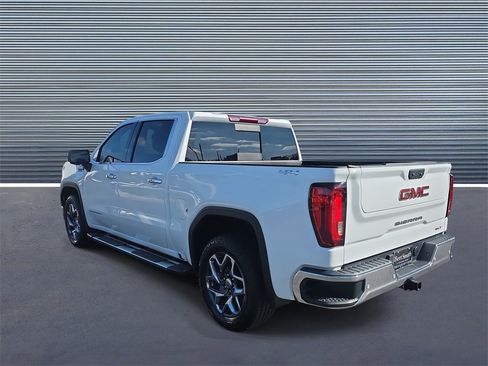 Used 2024 GMC Sierra 1500 SLT w/ SLT Premium Plus Package image 4