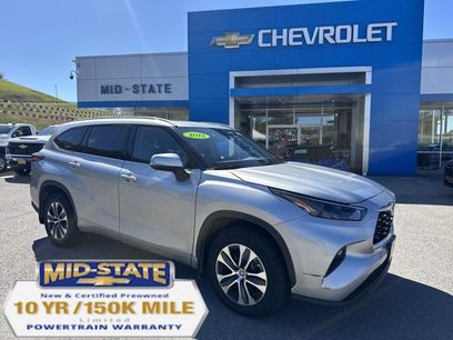 Used 2022 Toyota Highlander XLE