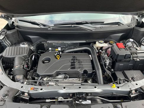 New 2026 GMC Terrain Denali w/ LPO, Floor Liner Package image 23