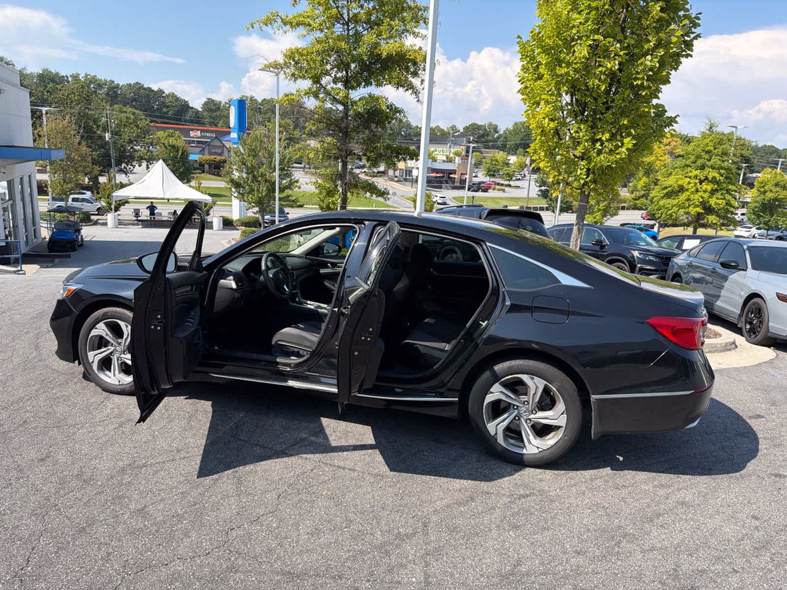 Used 2018 Honda Accord EX image 20