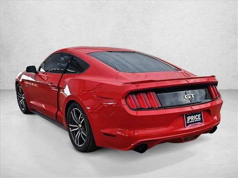 Used 2017 Ford Mustang GT image 3