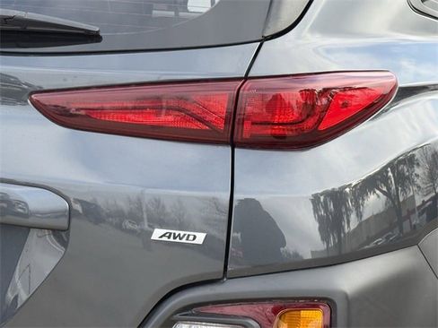 Used 2020 Hyundai Kona SE image 7