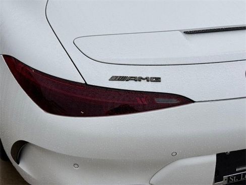 Certified 2022 Mercedes-Benz SL 63 AMG 4MATIC image 10