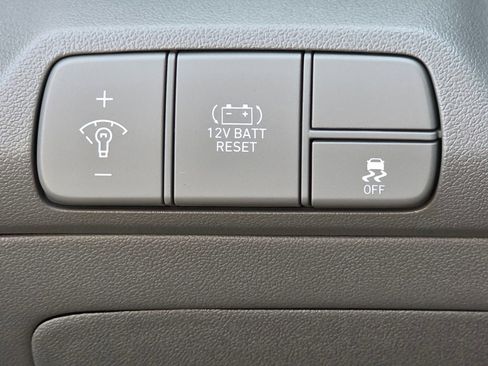 New 2026 Hyundai Elantra Blue image 32