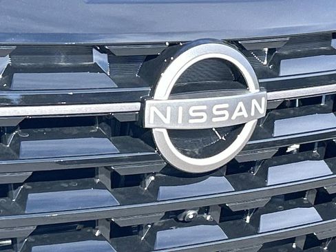 New 2026 Nissan Pathfinder Platinum AWD/4WD image 14