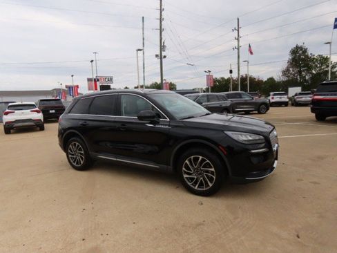 Used 2020 Lincoln Corsair FWD w/ Equipment Group 101A image 6