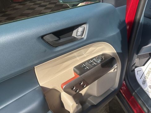 New 2026 Ford Maverick Lariat AWD/4WD image 18